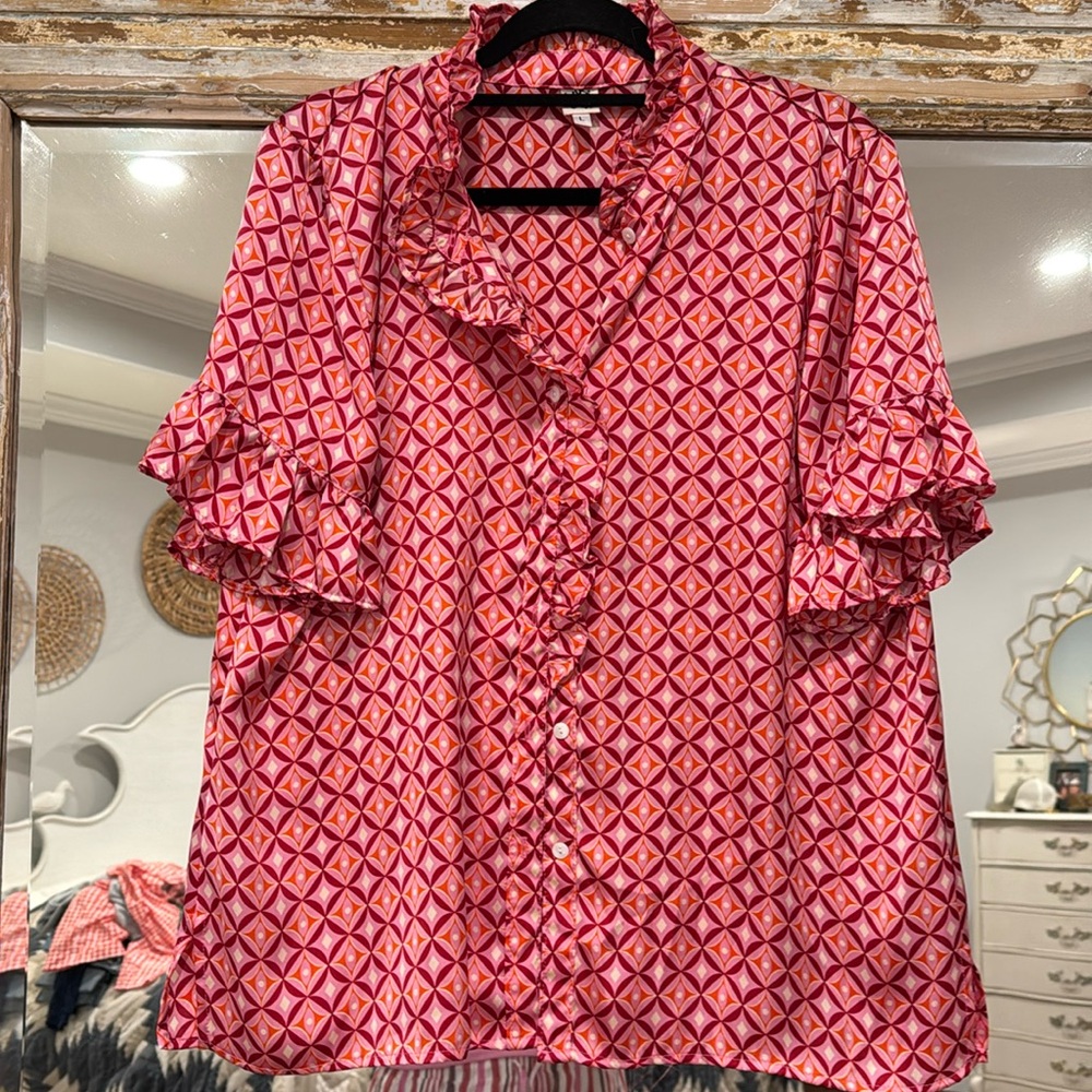 Ivy Jane ruffle top